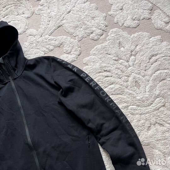 Peak performance худи оригинал