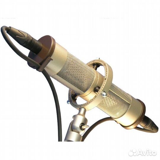 Coles 4050 stereo ribbon microphone