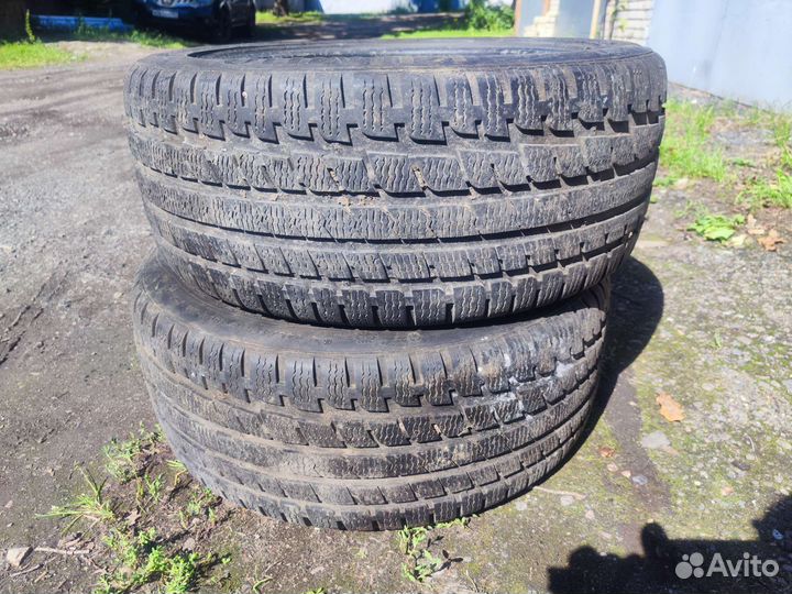 Kumho I'Zen KW27 245/45 R18 95V