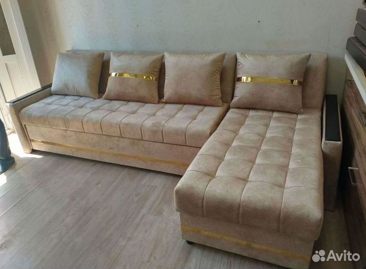 Диван угловой в наличии