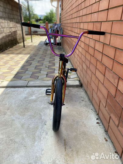 Велосипед BMX