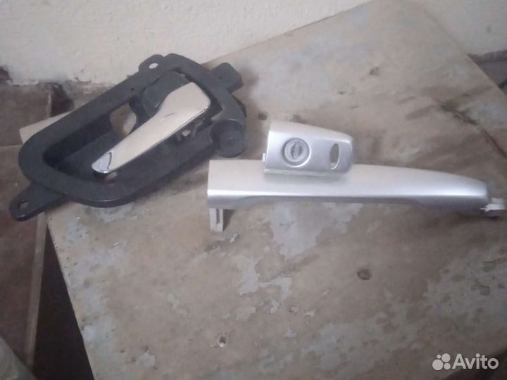 Замок двери с ручкой