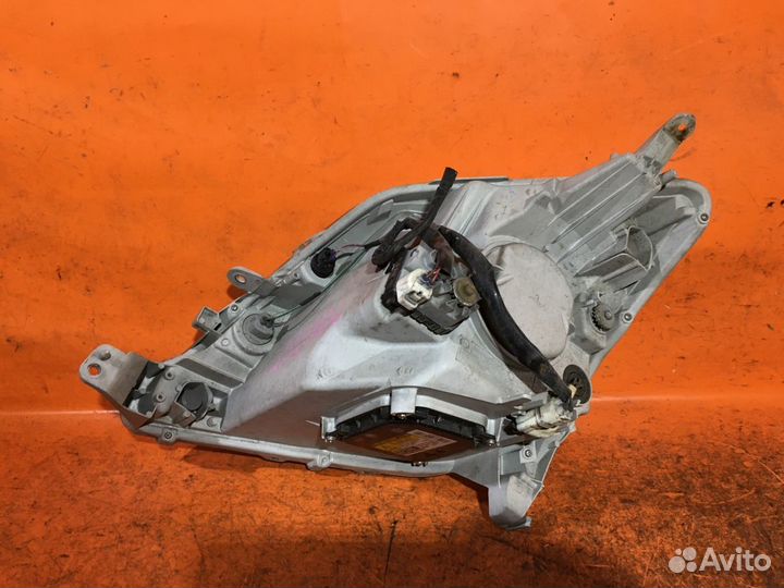 Фара Toyota Passo sette M502E (Правое)