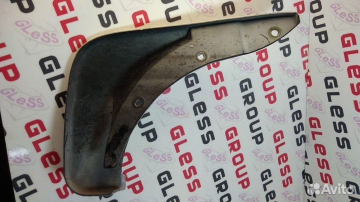 Брызговик задний BK х/б -05 R б/у Axela Mazda 3