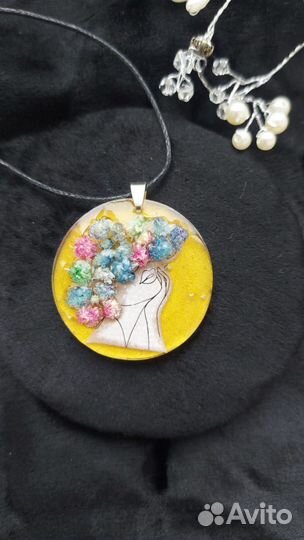 Кулон, сухоцвет в эпоксидке