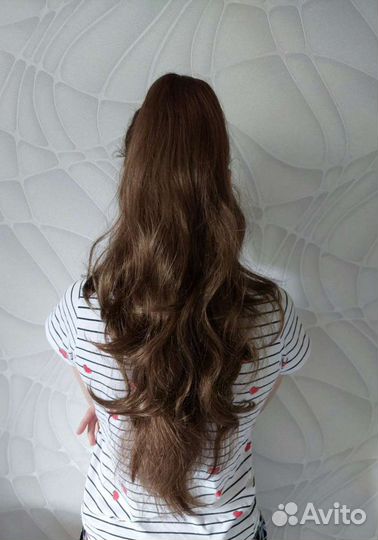 Хвост шиньон на заколке