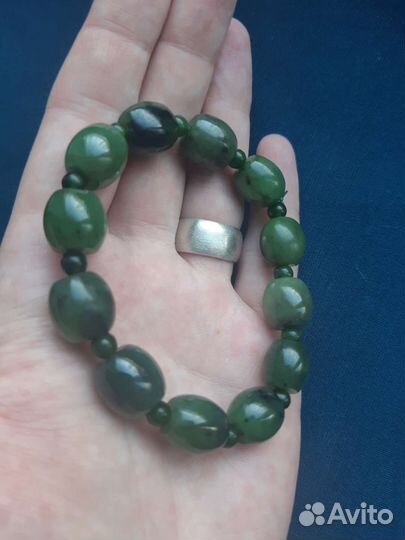 Натуральный нефрит. Нефритовый браслет