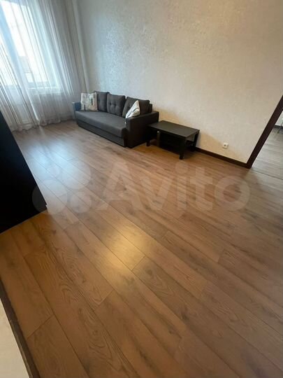 2-к. квартира, 60 м², 2/7 эт.