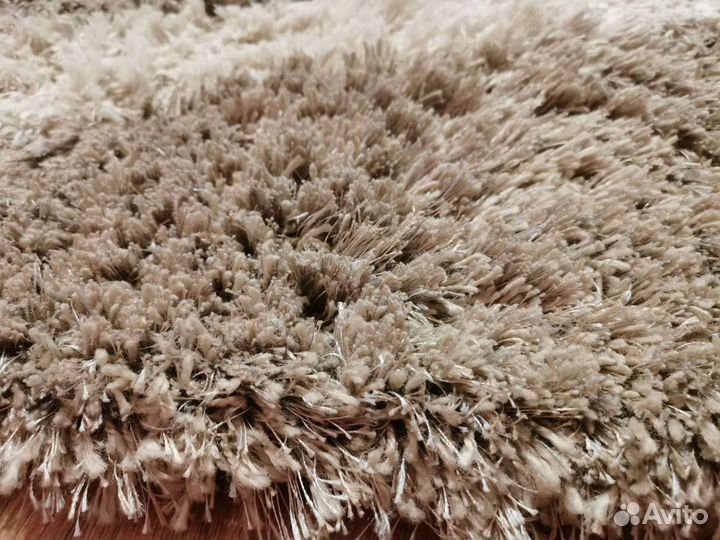 Ковер с длинным ворсом Молдовия