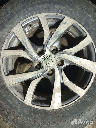 Комплект литых дисков Peugeot