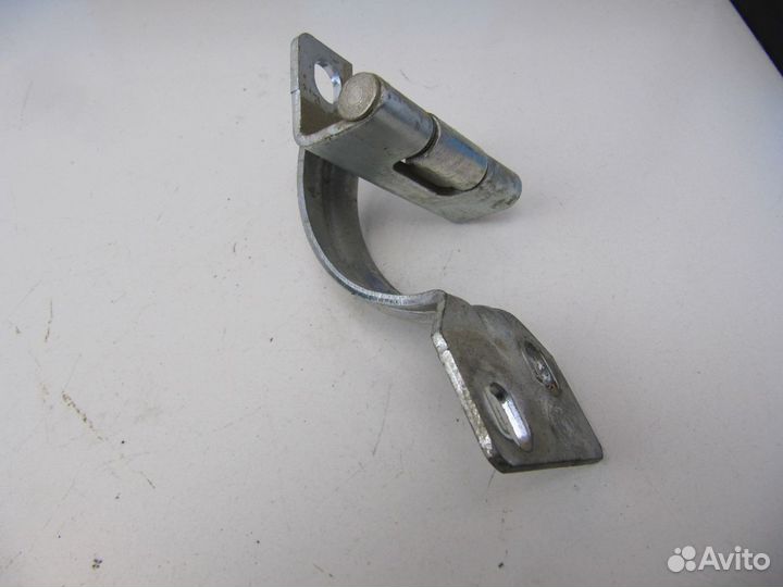 Петля бардачка MAN TGX