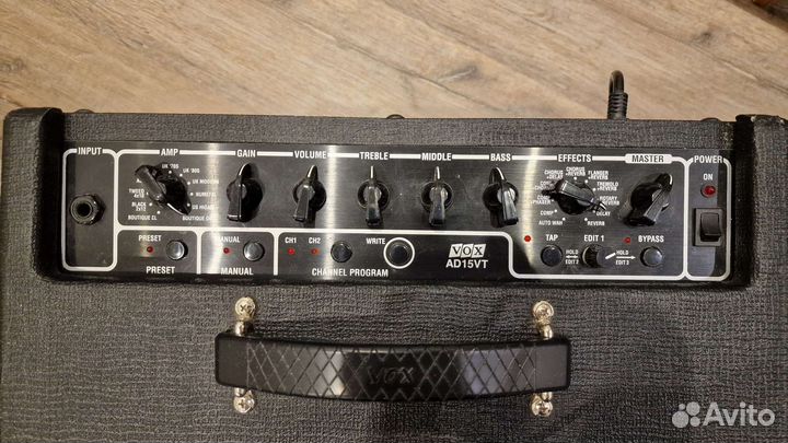 Комбоусилитель VOX Valveltronix AD15VT