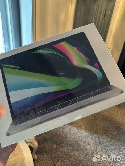 Macbook pro 13 m2/8/256gb silver