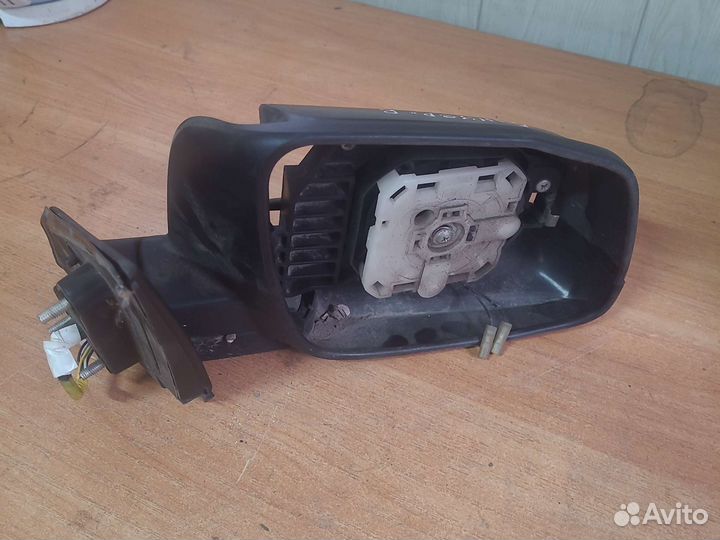 Корпус правого зеркала Ланцер Х