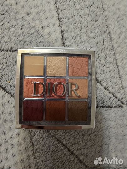 Тени для век