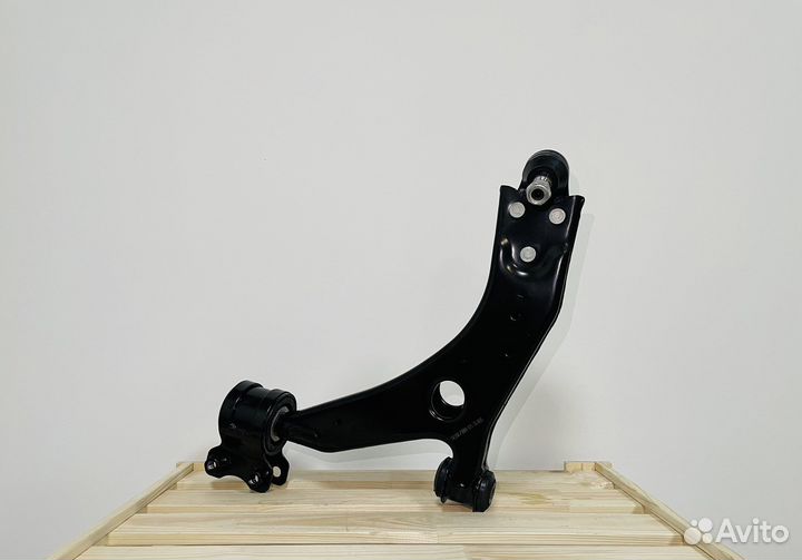 Рычаг передний, нижний Ford Focus II 21мм