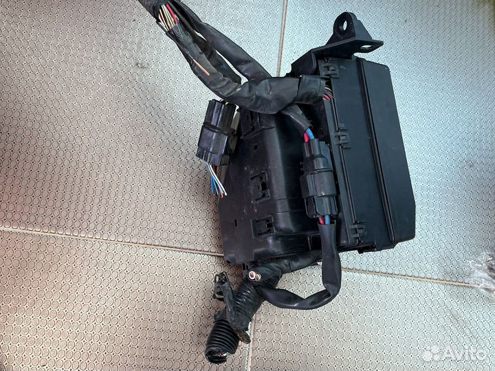 Блок предохранителей на Lancer 9 1.5