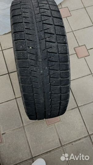 Bridgestone Blizzak Revo GZ 215/55 R18