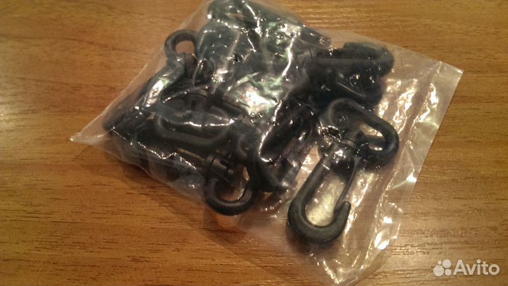 Карабин пластиковый поворотный 20 мм - 10 шт