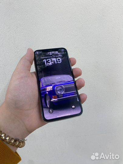 iPhone X, 64 ГБ