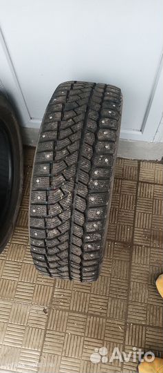 Viatti Brina Nordico V-522 215/60 R16 95T