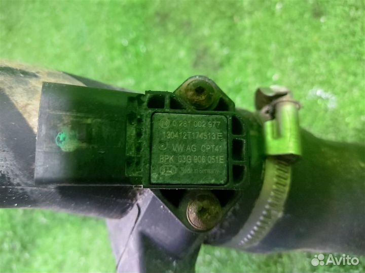 Патрубок интеркулера volkswagen Caddy 3 2013