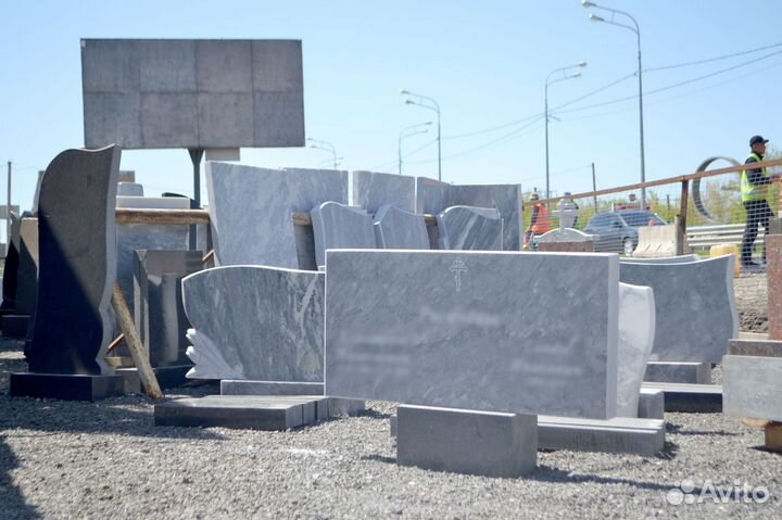 Памятник из гранита 
