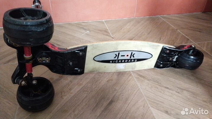 Самокат Micro Kickboard Monster