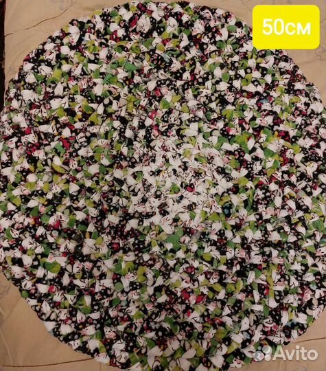 Коврик,связанный руками