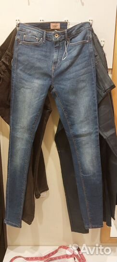Джинсы на девочку 134-146, бренд