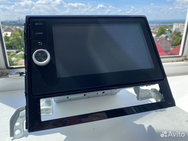 Штатная магнитола Land Cruiser 200