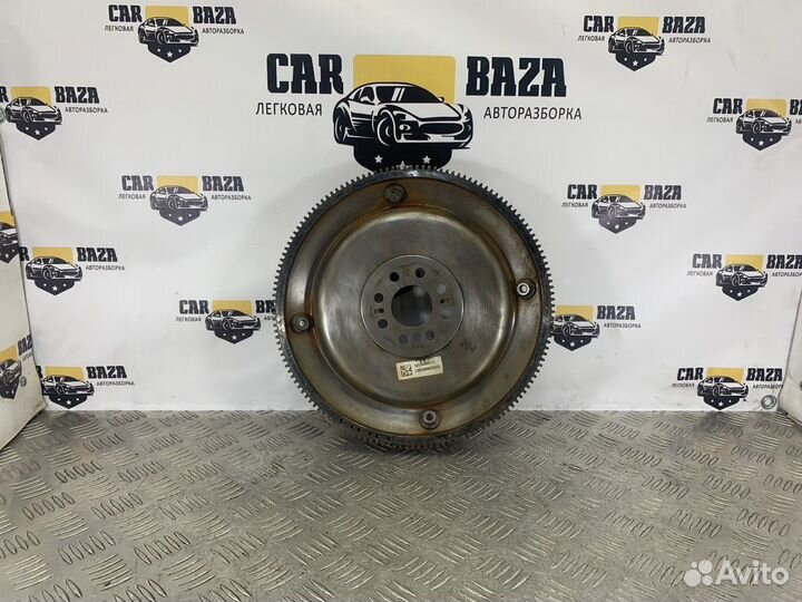 Маховик двигателя