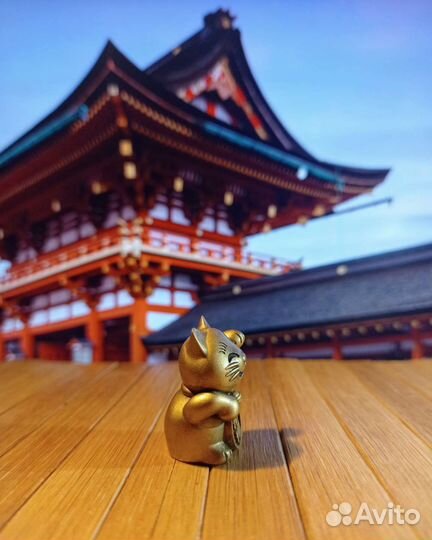 Талисман Манэки нэко. Японский кот удачи.Lucky Cat