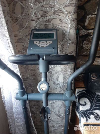 Эллиптический тренажер torneo