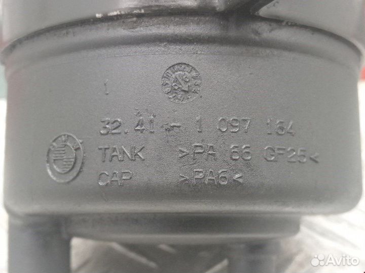 Бачок гидроусилителя для BMW 5-Series (E39)