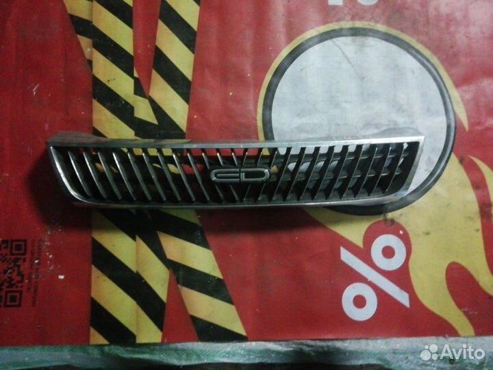 Решетка радиатора передняя Toyota Carina Ed