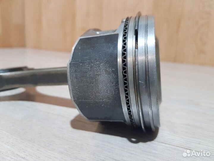 Поршень с шатуном Jaguar X-Type X400 AJ25 2005