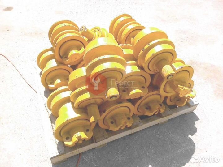 Каток Komatsu PC180LC-5 204-30-00040