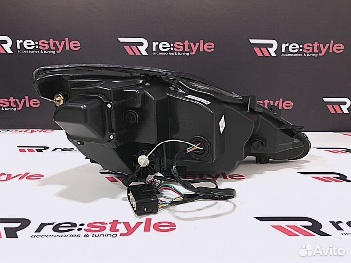 Фары Lexus IS250 05-12г Стиль 13г Vland