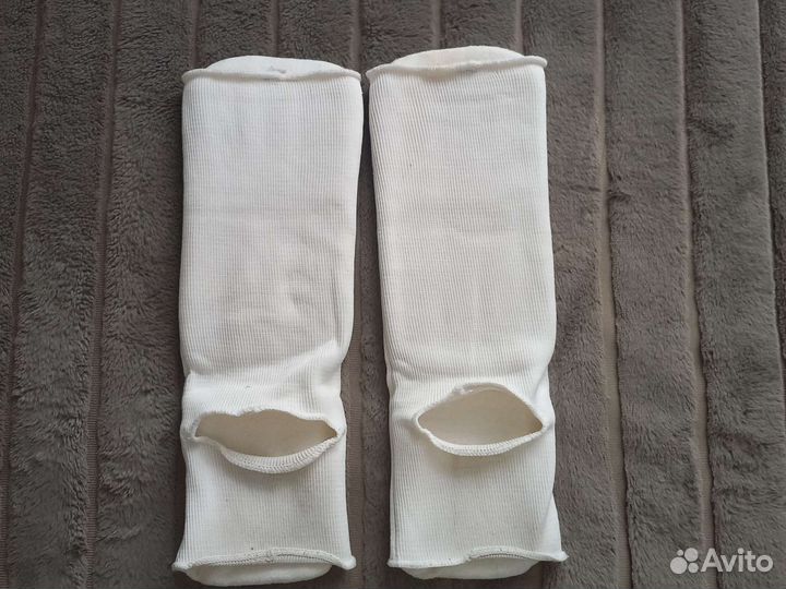 Кимано и защита для ног