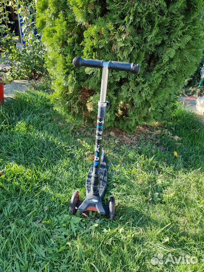 Самокат детский трехколесный