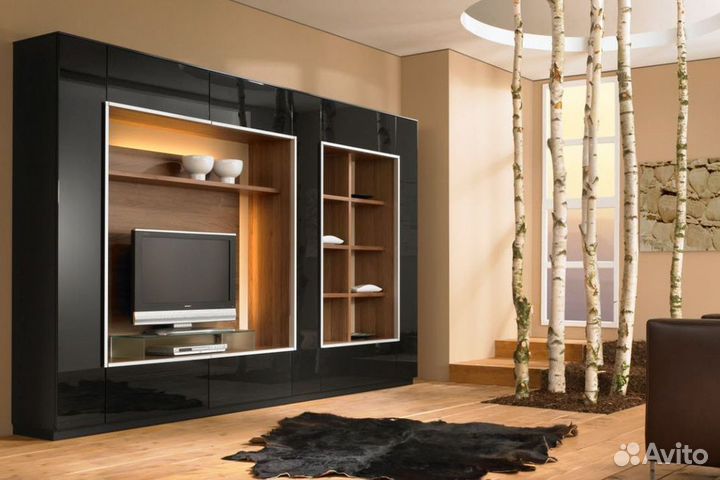 Зеркальный шкаф