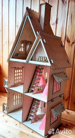 Домик кукольный с мебелью