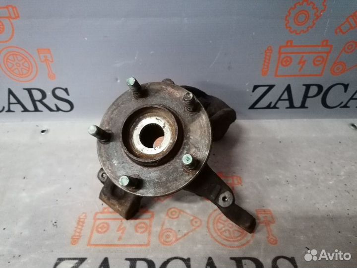 Поворотный кулак левый Mazda 3 BK