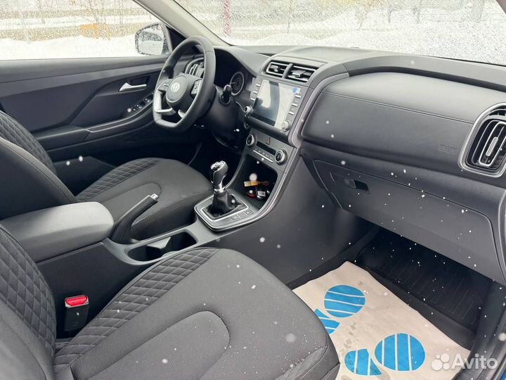 Solaris HC 1.6 МТ, 2024