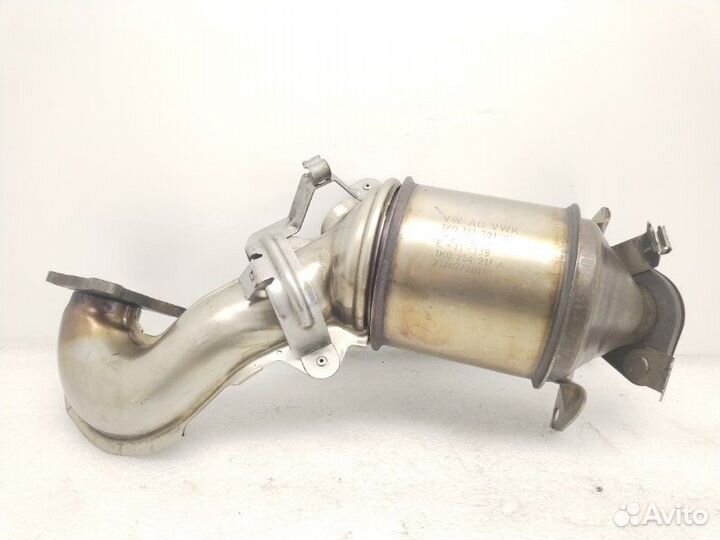 Катализатор Volkswagen Passat B7 1.4 caxa 2011