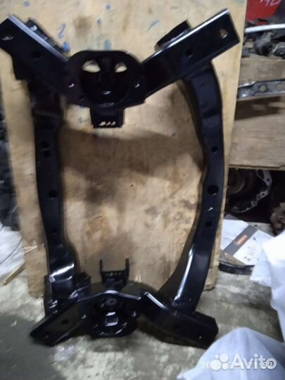 Подрамник Dodge Charger LD