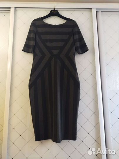 Стильное новое платье 46-48