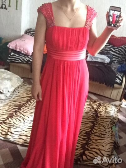 Вечернее платье длинное