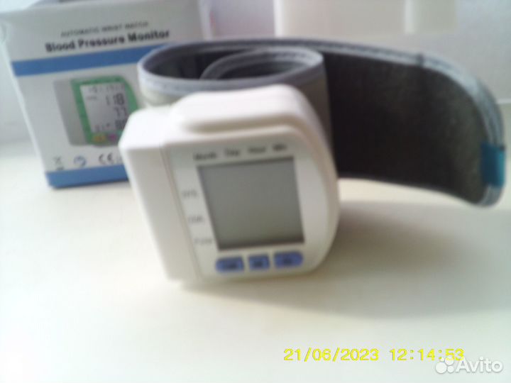 Тонометр автоматический на запястье новый